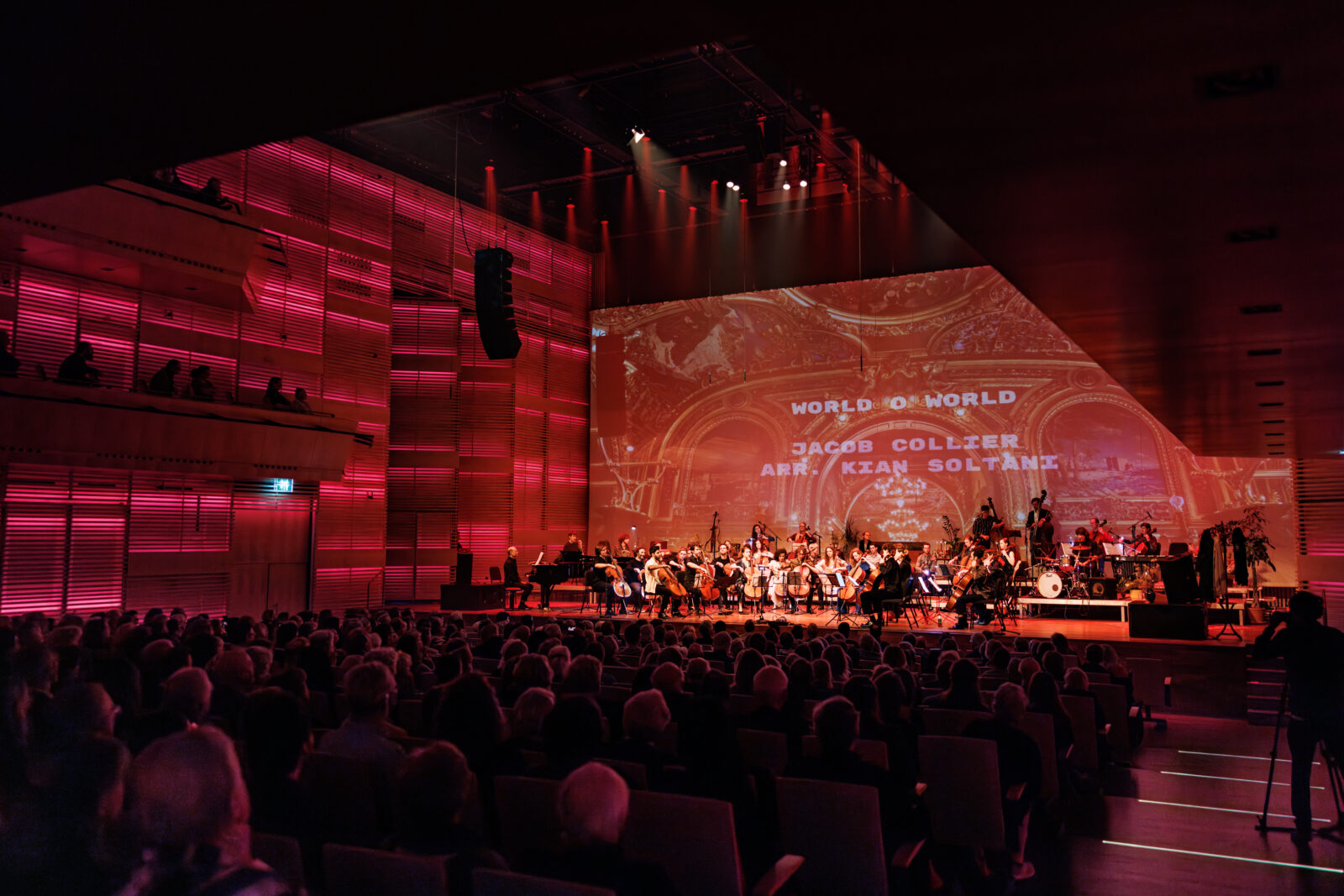 World o world door festivalcellkisten